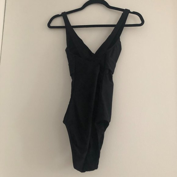 Speedo One Piece Swimsuit - Picture 5 of 9